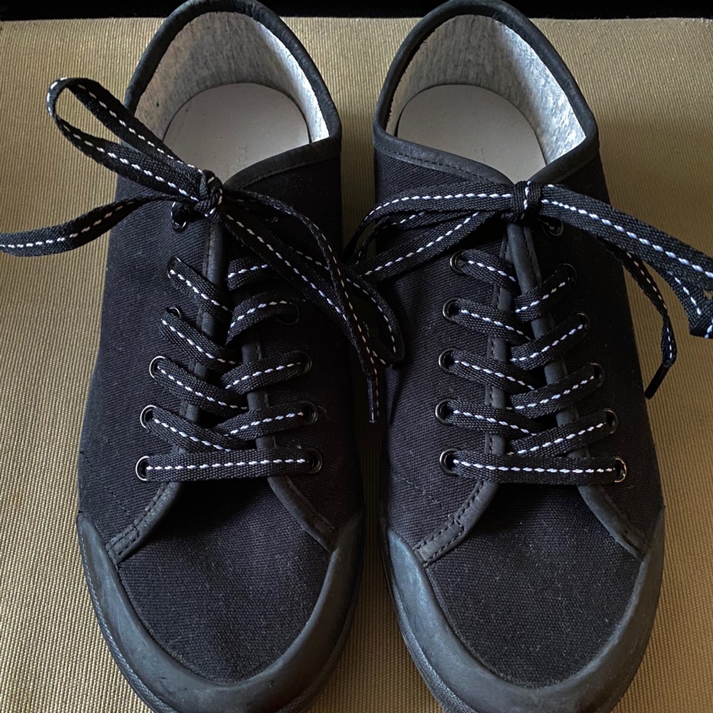 Rag & Bone women’s Standard Issue Low Top size 8.5